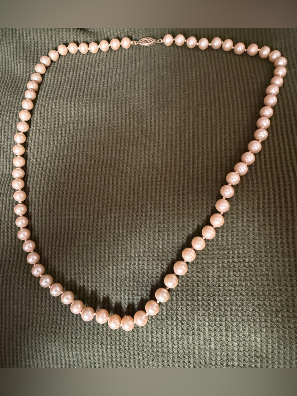 Classic Pink Pearl Necklace - Women Jewelry